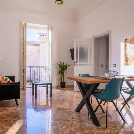 Guest house Dal Commediante And Noto