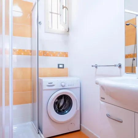 Dal Commediante Terrace In Historic Center Affittacamere 4*
