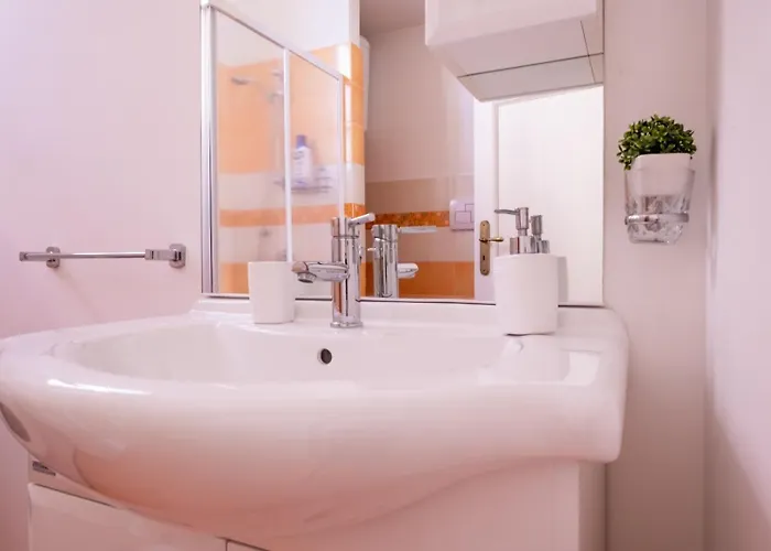 Dal Commediante And Affittacamere