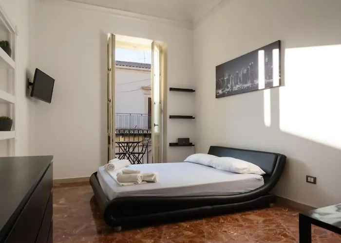 Dal Commediante And Affittacamere Noto